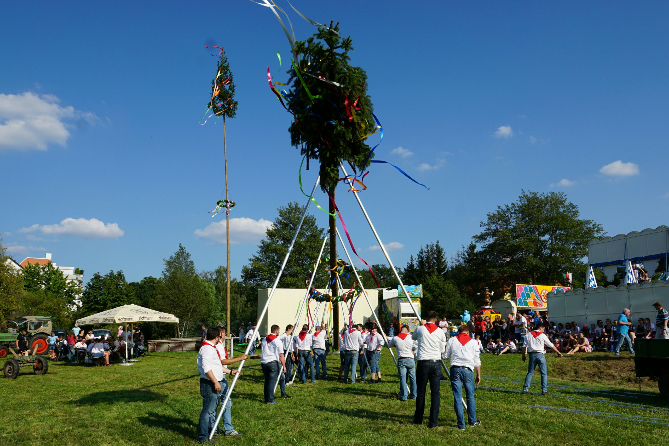 kaerwaburschen-und-madli-weiherhof-was-wir-machen-weiherhofer-kaerwa-1